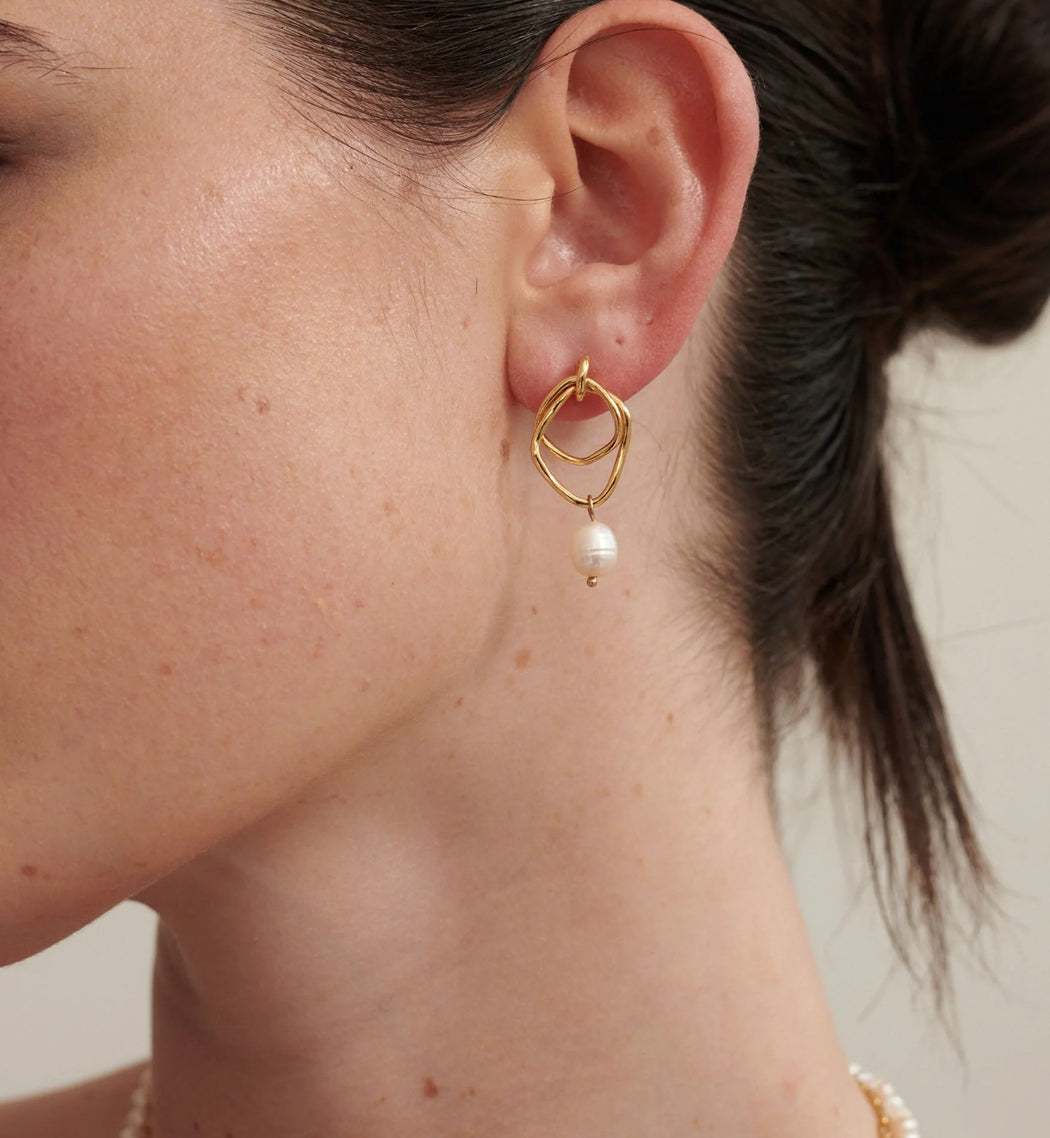 18k Gold plated Pearl Drop Studs