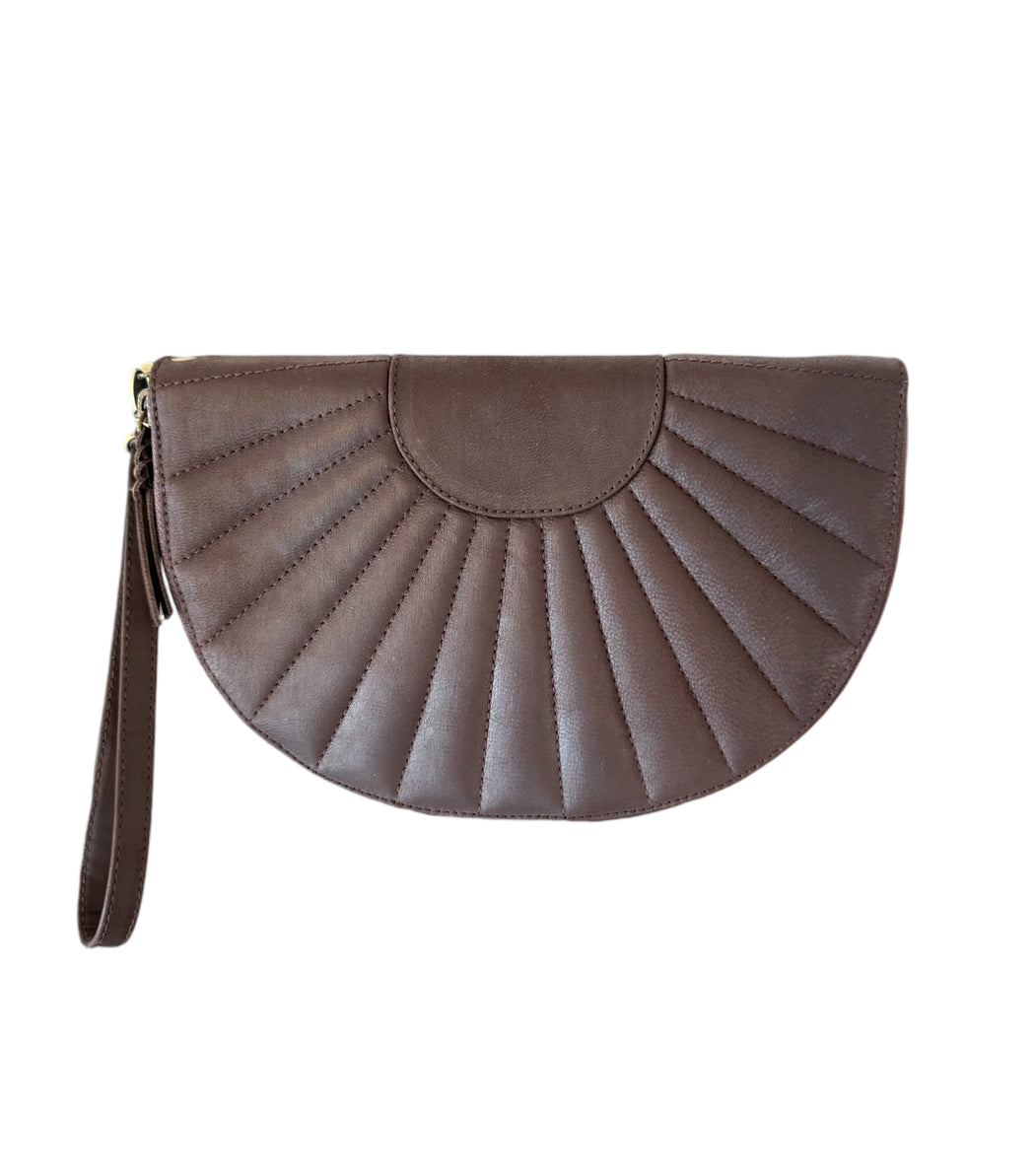Hobo and Hatch Genuine Leather Soleil Clutch - Cocoa
