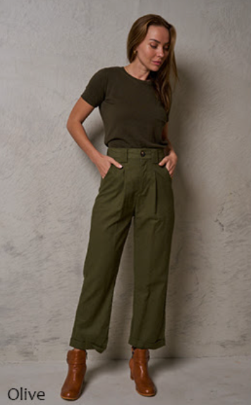 Pleat Front Tapered leg Pants - Khaki