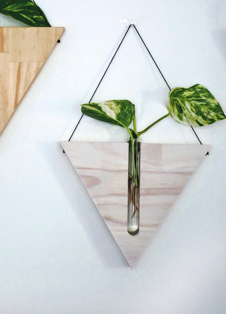 Timber wall hanger - Triangle, White wash