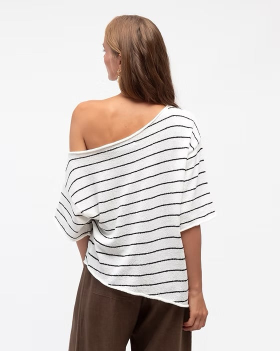 Stripe knit off shoulder Knit - White and black stripe