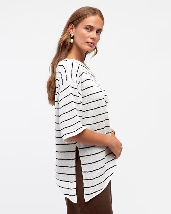 Stripe knit off shoulder Knit - White and black stripe