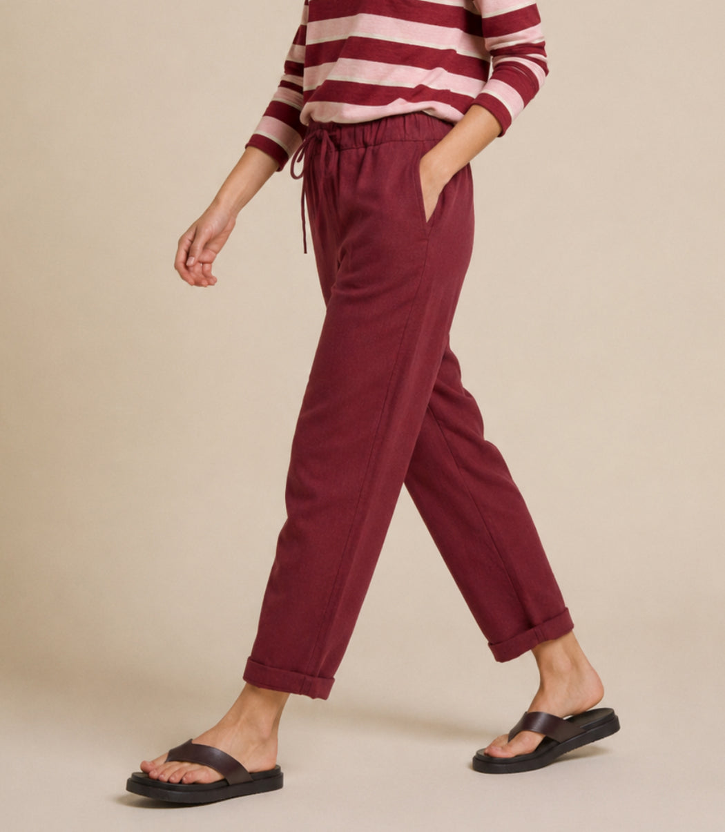 Little Lies Jodie Linen tapered leg Pants - Berry