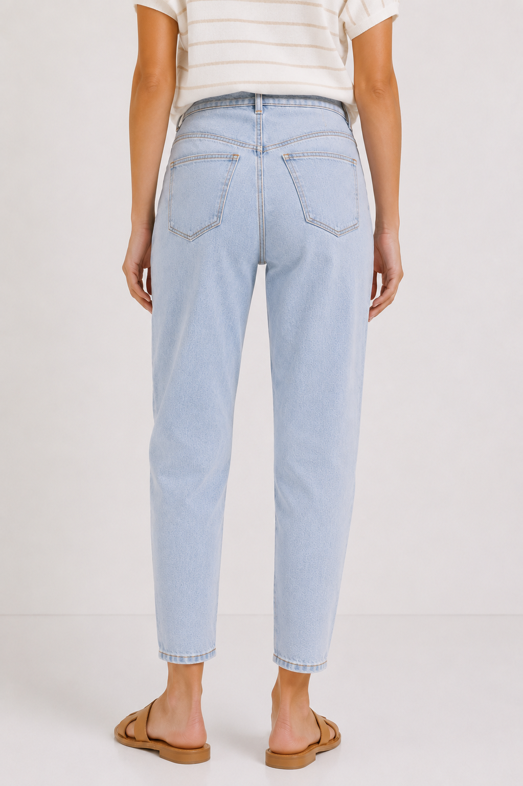 Taper leg Jeans - Light Blue