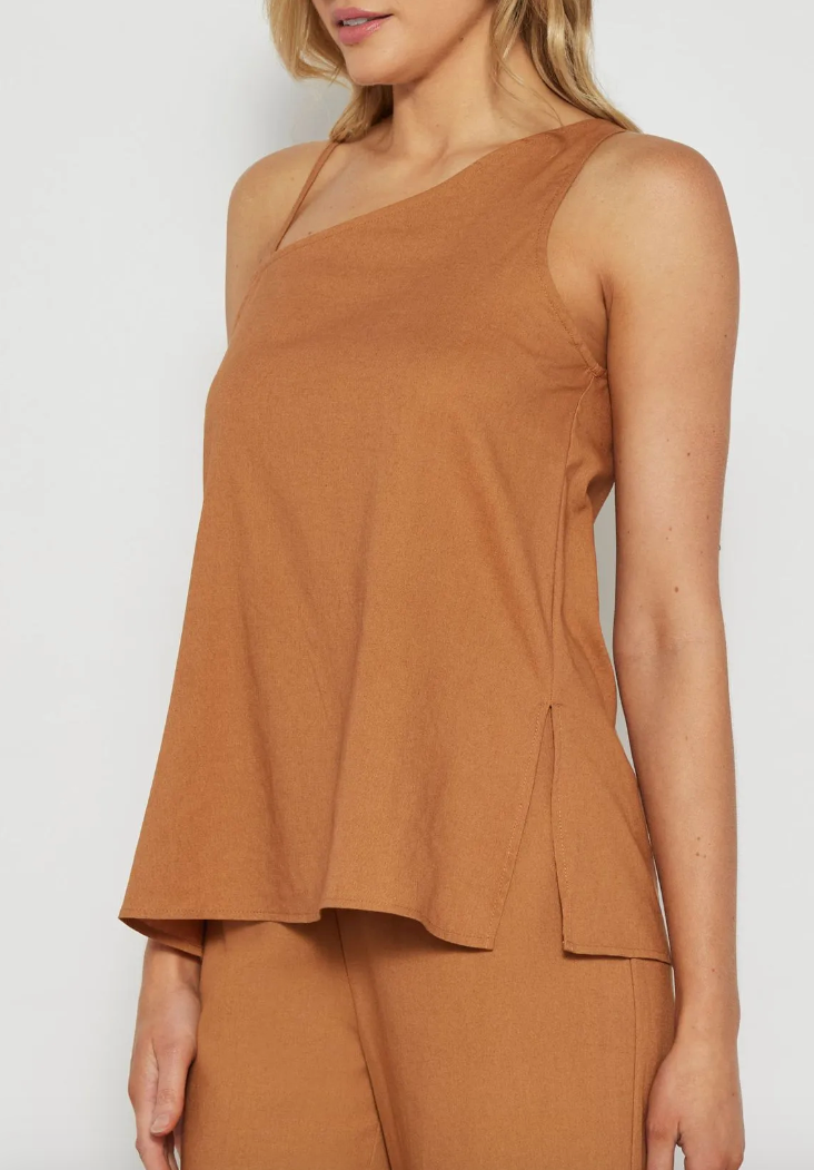 One shoulder Top - Caramel