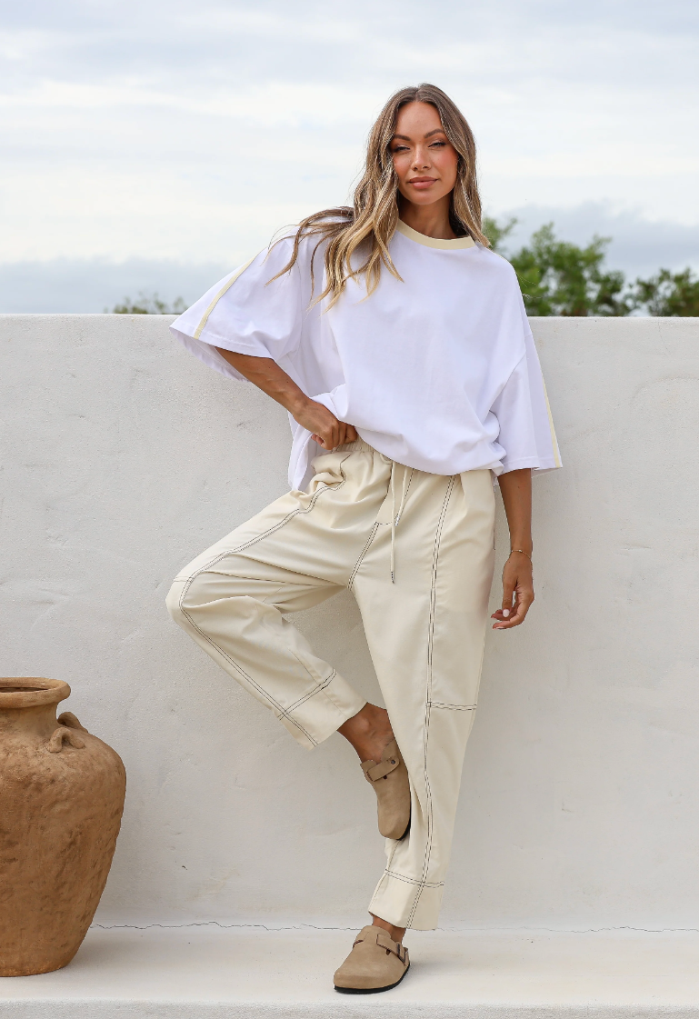 Barrel leg Weekend Pants
