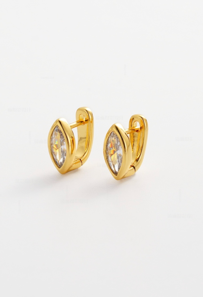 Zafino 18K Gold Plated Eden Huggie