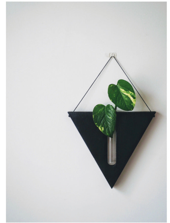 Timber wall hanger - Triangle, Black